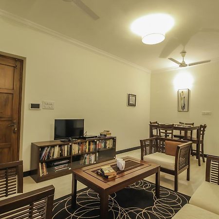 Oyo 10801 Home Pool View 2Bhk Siolim Exterior photo